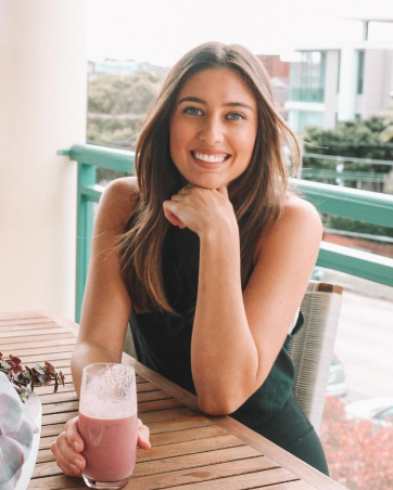 coach-card-nicolette